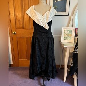 Vintage 1990’s Black and Cream Brocade off-the-shoulder dress! Size 12.